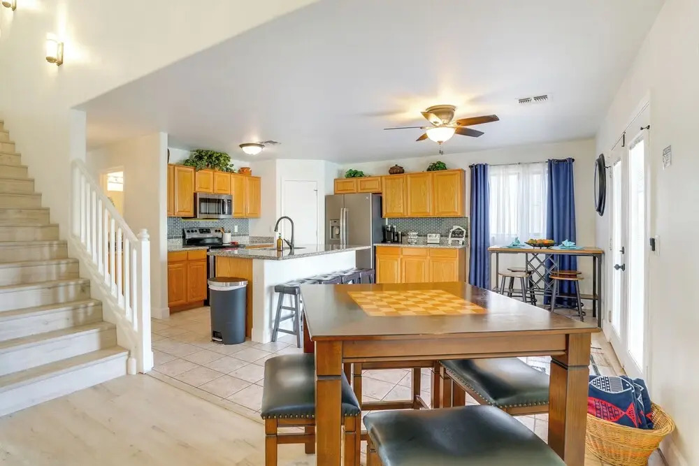 Spacious Phoenix-area Escape w/ Pool & Hot Tub