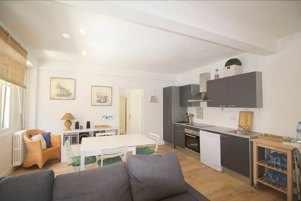 Nice Booking - Champagne