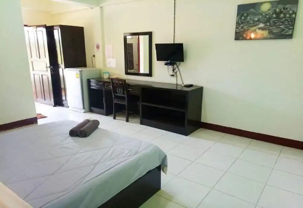 Amonruk Hotel 1