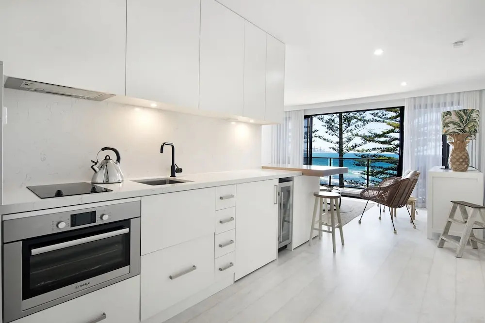 Burleigh by the Sea