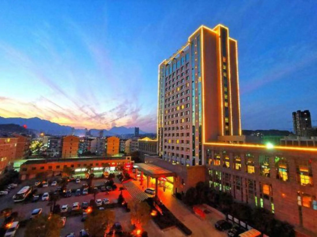 Tianji Hotel