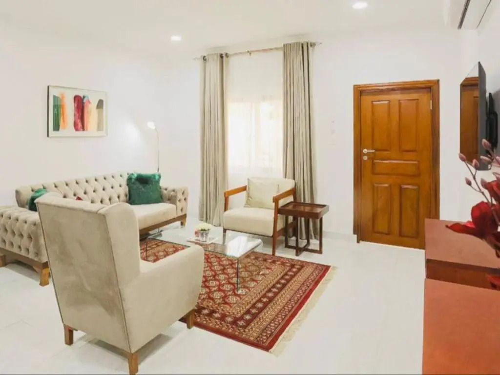 Pebble View Luxury Apartments