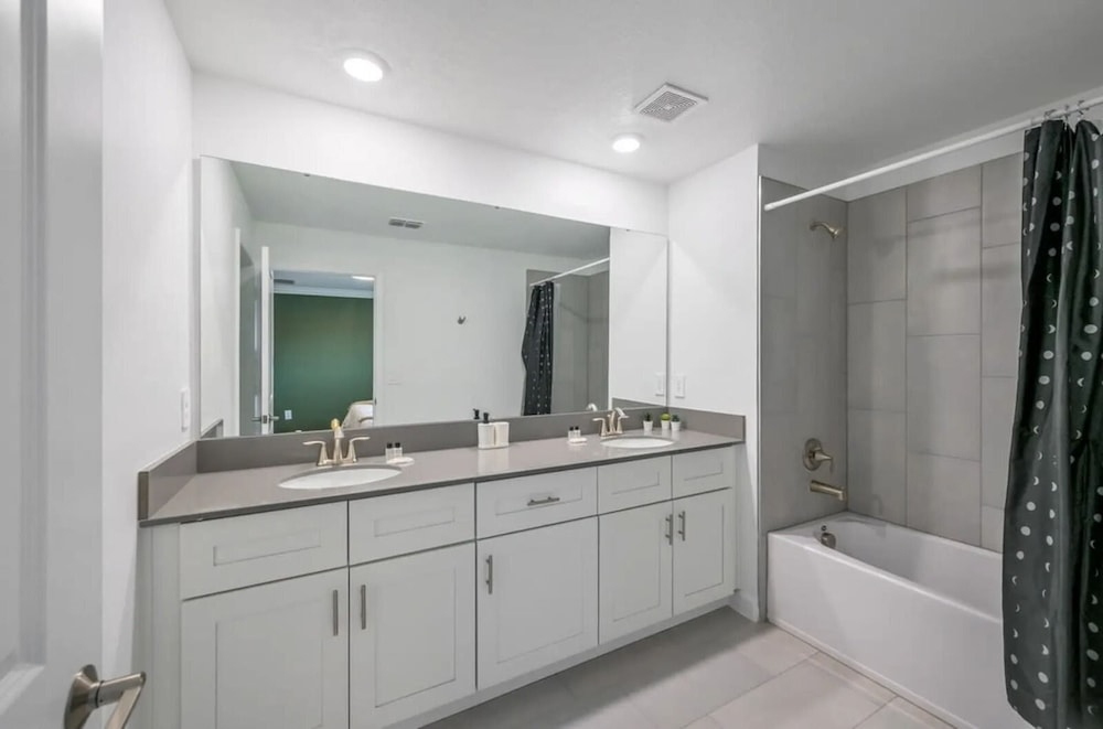 Luxury 5BR Home w/ Private Pool Near Disney