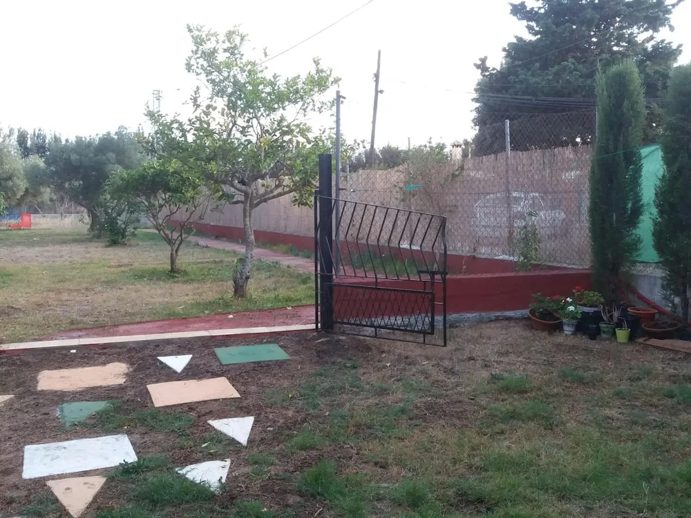 Bungalow with One Bedroom in Chiclana de la Frontera, with Enclosed Garden