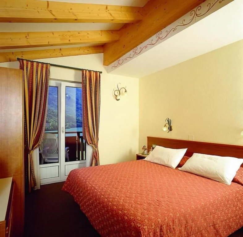 Hotel des Alpes