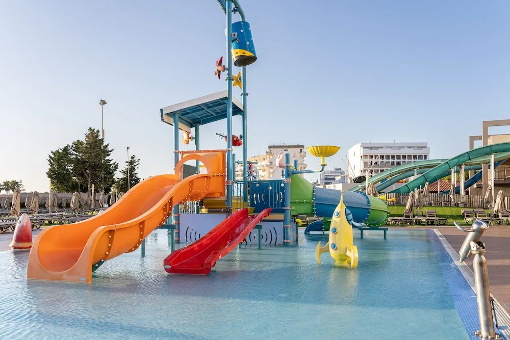 Apartamentos Montechoro Clube 99