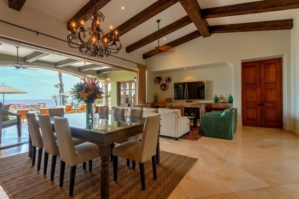 Casa Maravillas: 4 Bdrm Colonial Inspired Design Villa in Punta Ballena at a Discounted Rate!