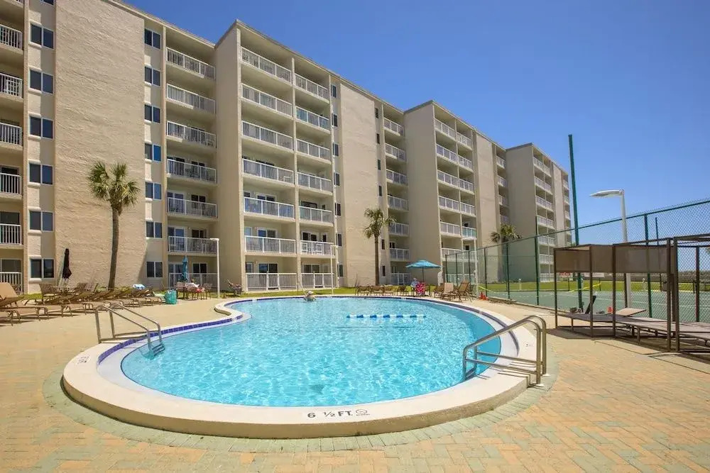 Gulf Shore Condo #113 - 2 Br condo by RedAwning