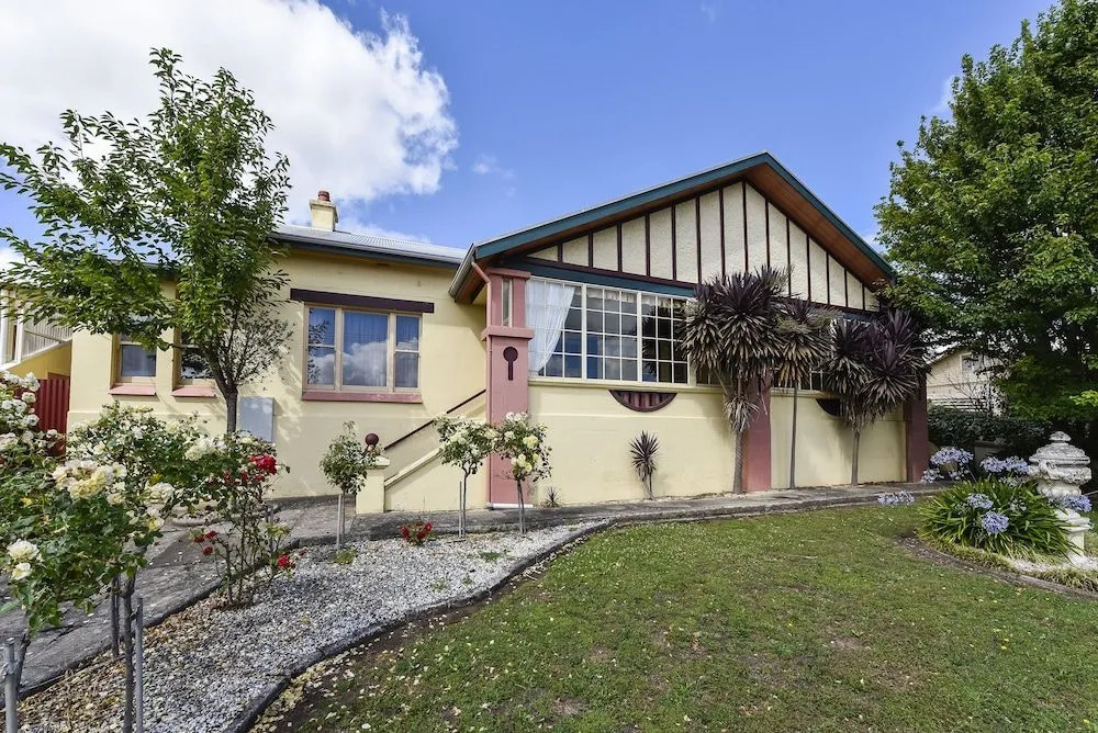 Wyatt Guest House
