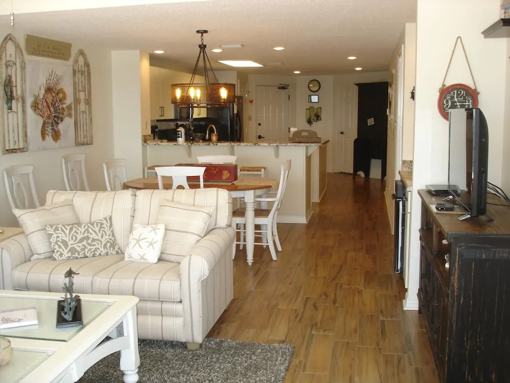 Four Seasons 702e