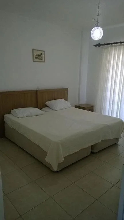 Uğur Apart