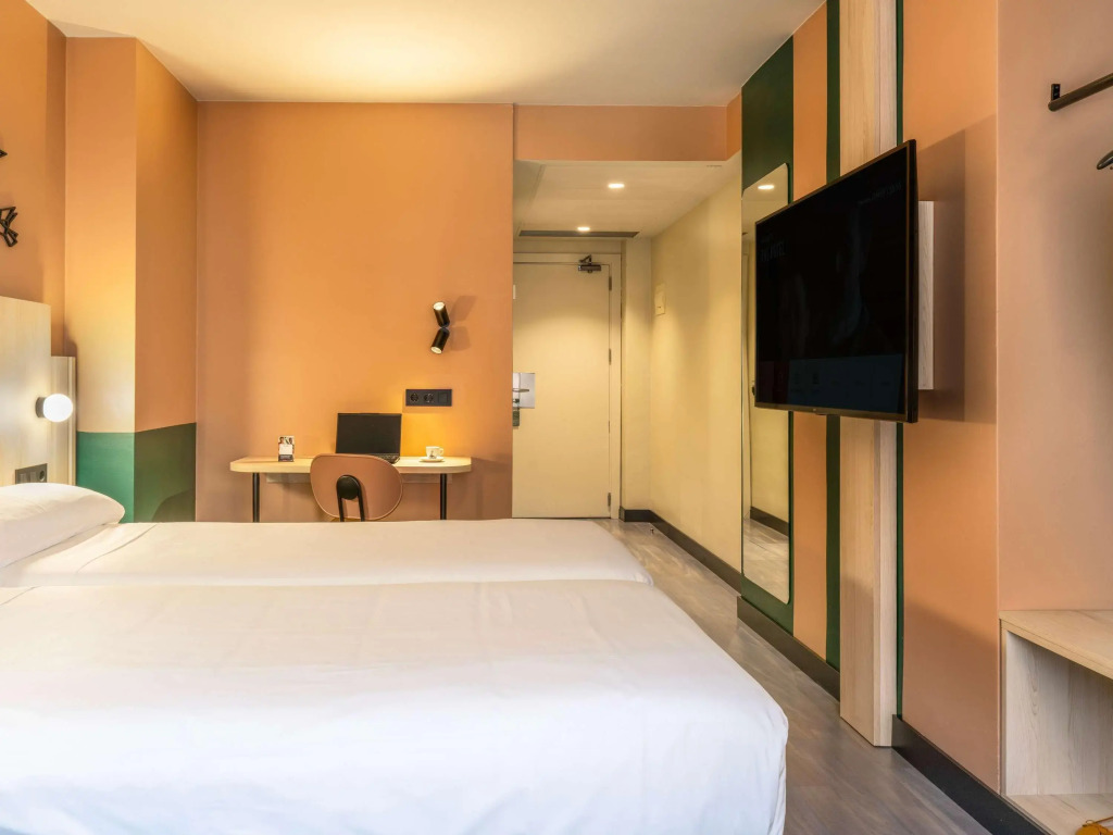 Ibis Styles Zaragoza Centro