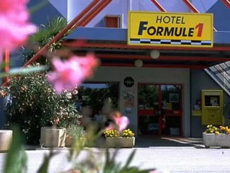 Formule 1 Menteng