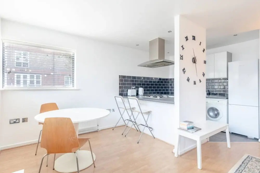 Radiant 2 Bedroom Apartment in East London
