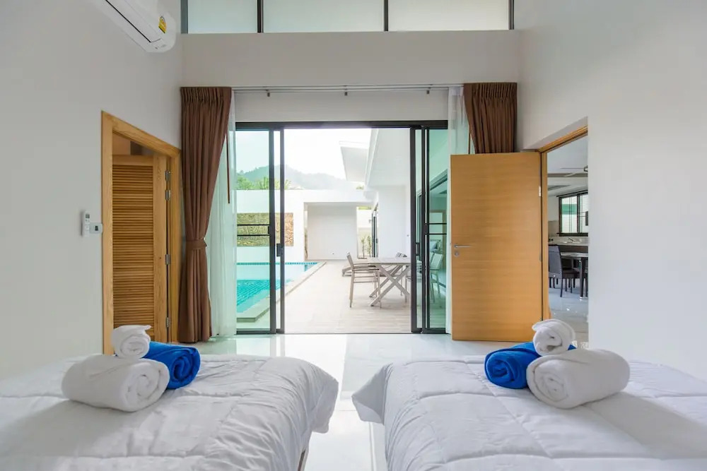 Skypool Villa