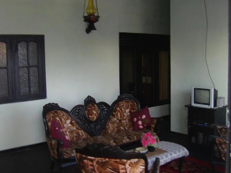 Jasmine Inn