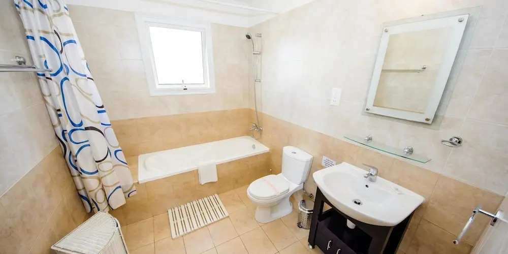Rent Private Villa 040