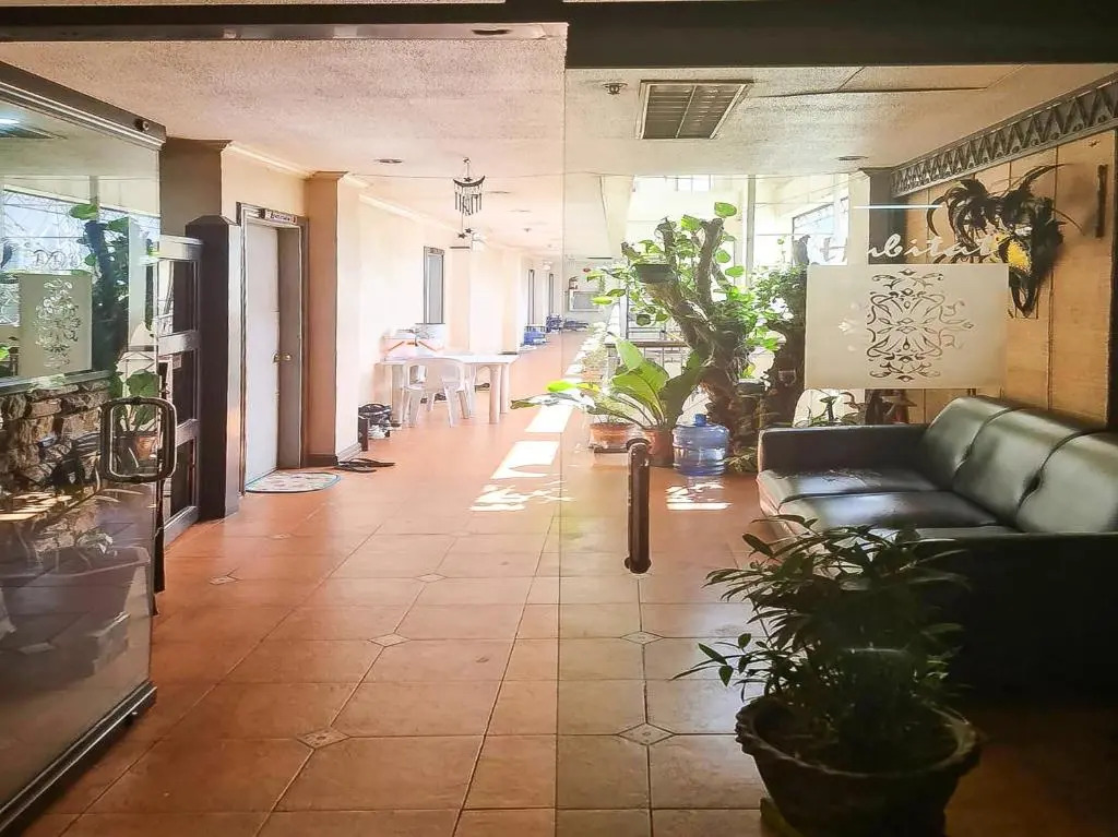 OYO 679 Ddd Habitat Pension House