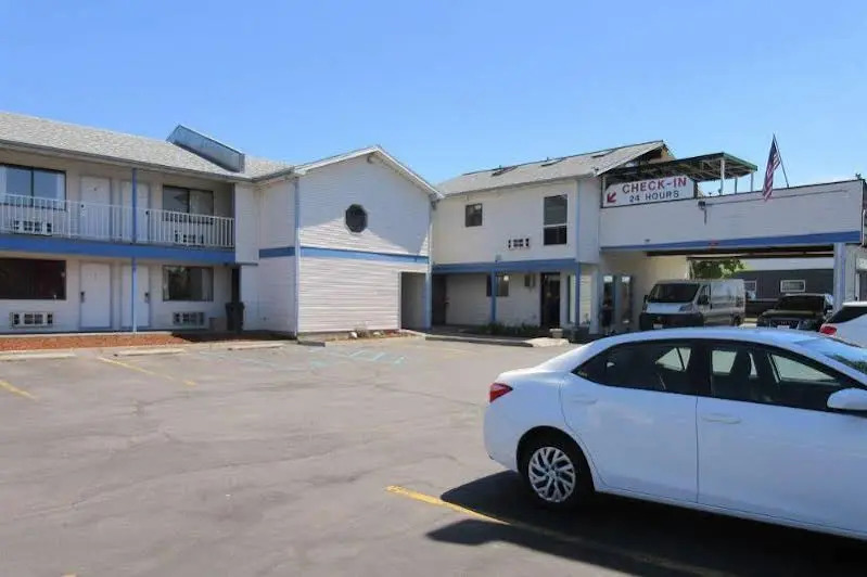 Silver Lake Motel