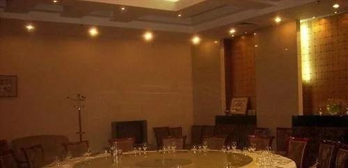 Thank Inn Chain Hotel Pingdingshan Weidong District Jianshe Road Trade Plaza
