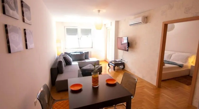 Apartment Lenilu