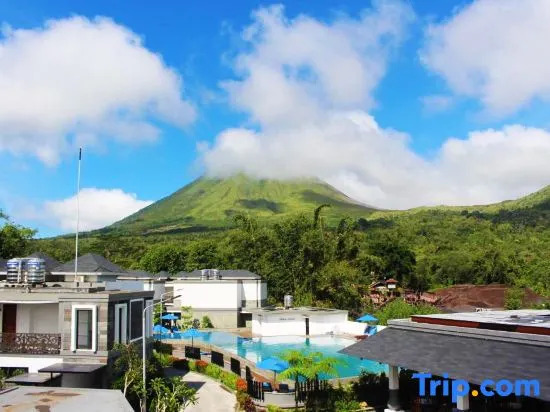 Grand Master Villa Tomohon