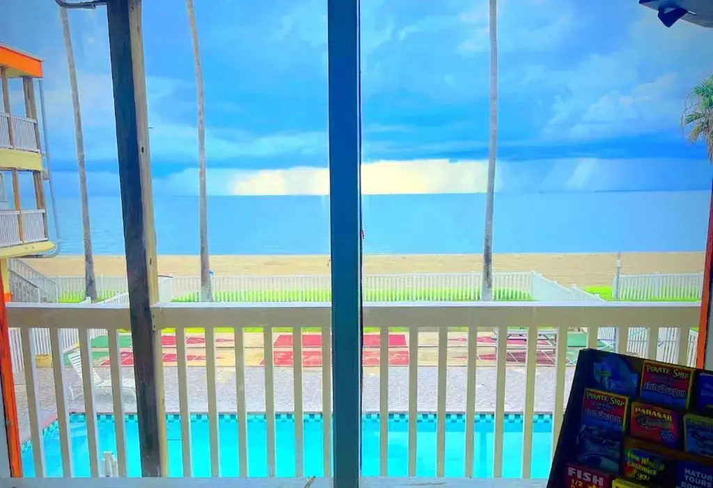 Sea Shell Inn on the Beach