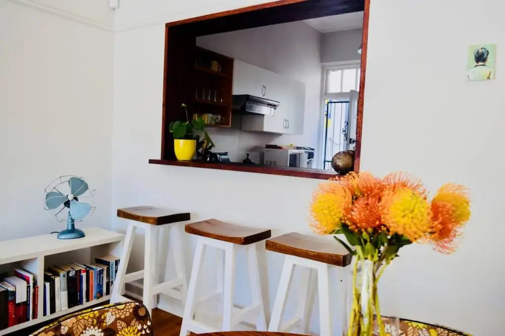 Two Bedroom Apartment in Oranjezicht