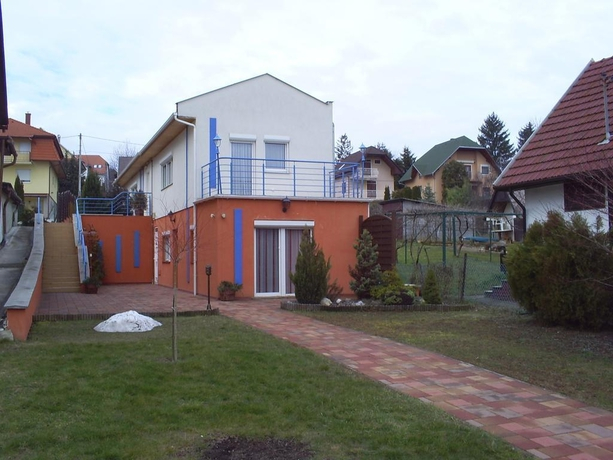 Andrea Apartmanok