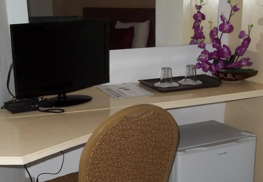 Hypertek Hotel