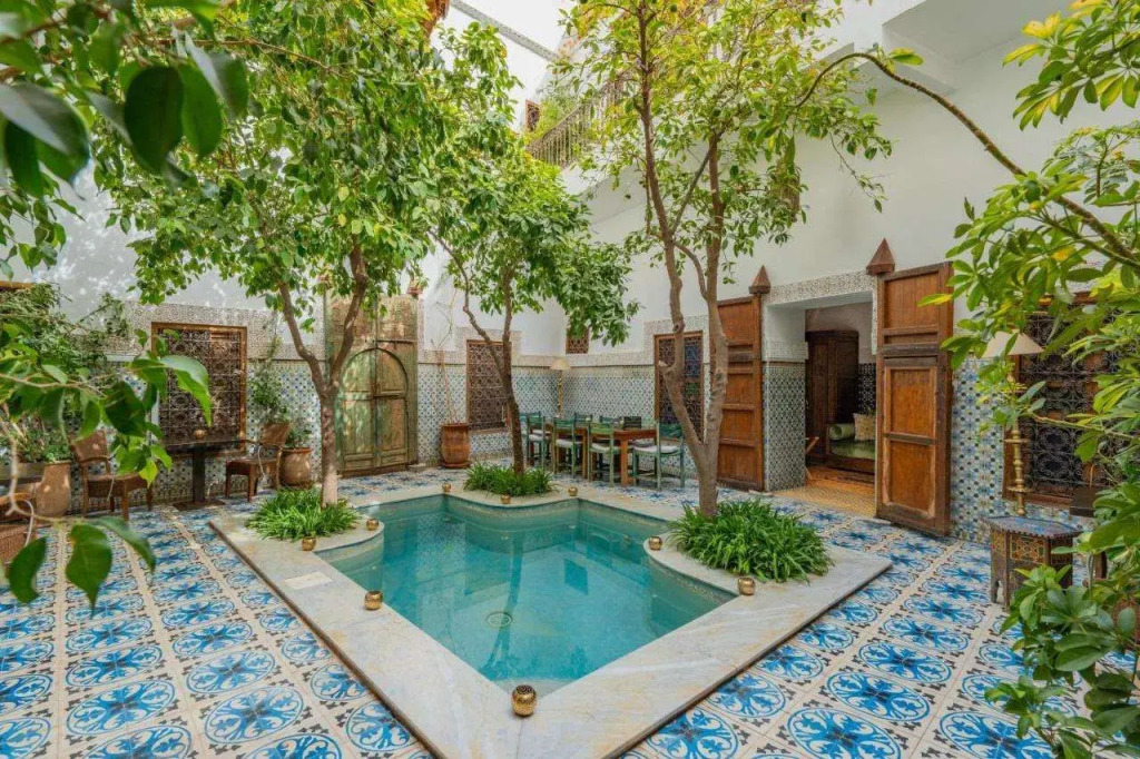 Riad Yamina52