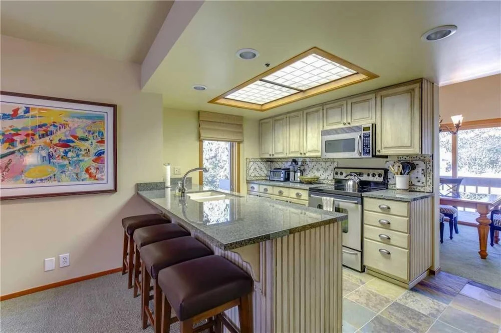 Lakeside @ Deer Valley #1751 4 Bedroom Condo