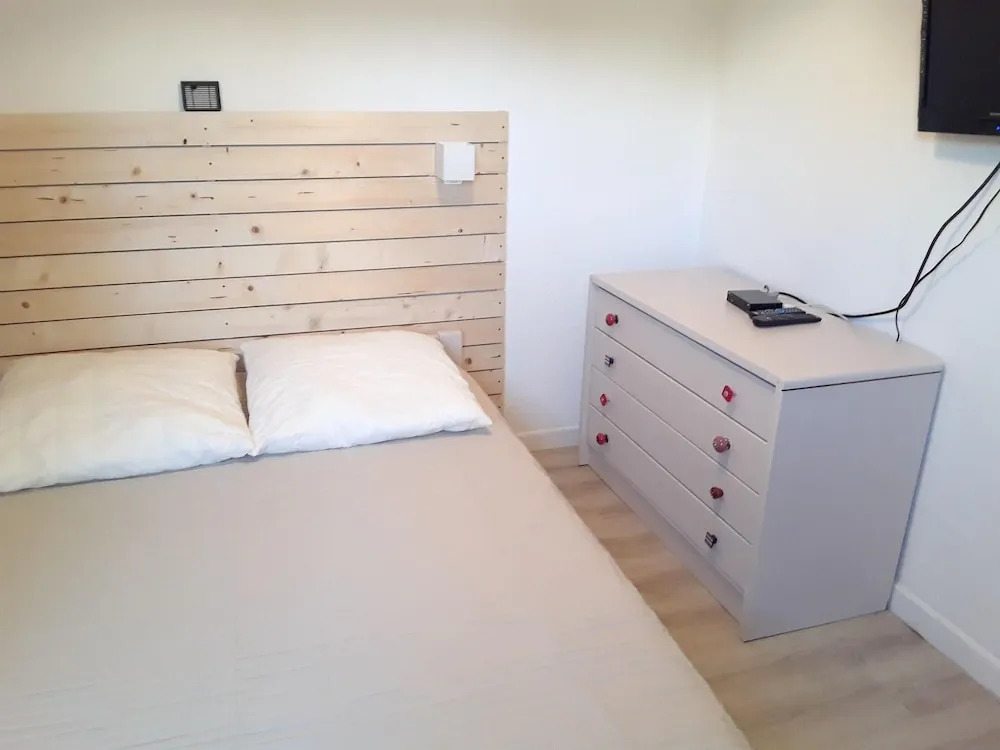 Apartment With one Bedroom in Cavalaire-sur-mer, With Furnished Terrac