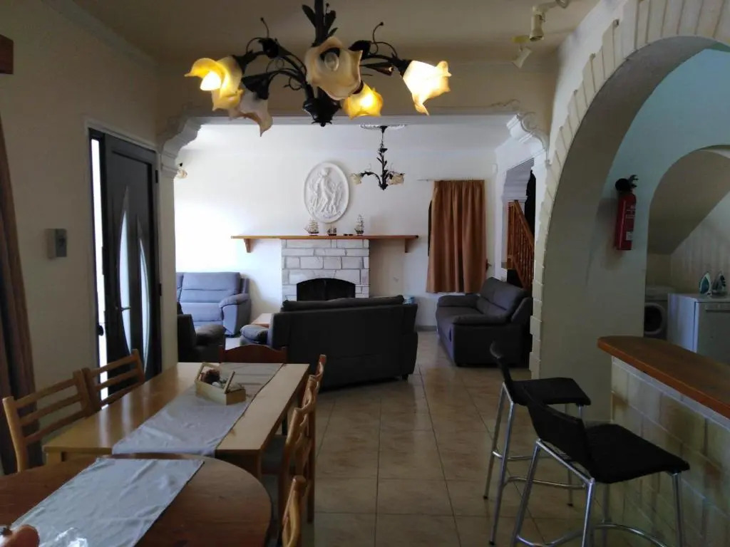 Coral Cypria Villa !!