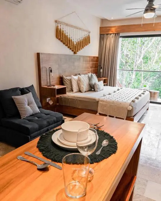 S 201 Eli Sunset Luxury Studio in Aldea Zama, fast WiFI
