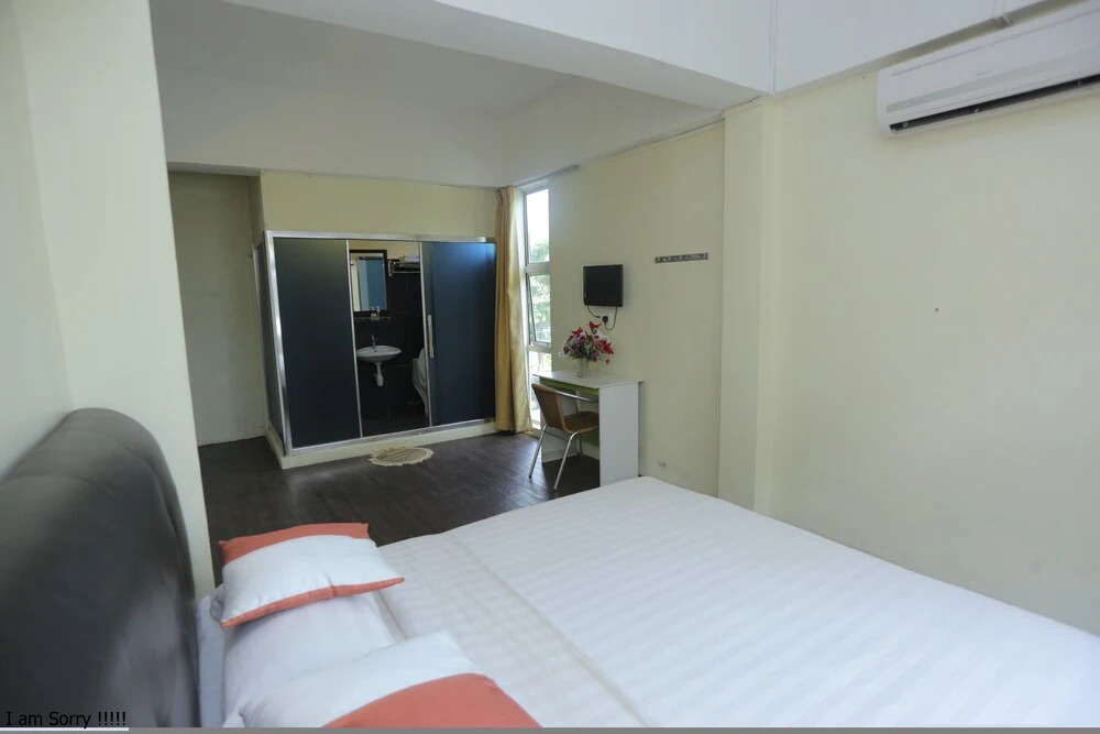 JAM Hotel Kota Warisan Sepang @ ERL Salak Tinggi, KLIA 1-2 & F1