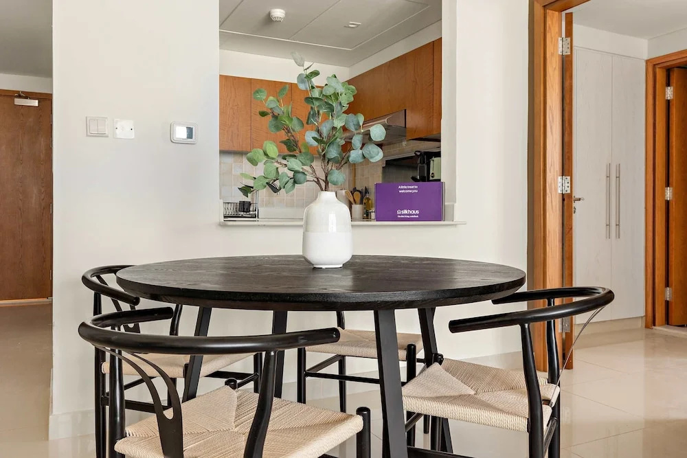 Silkhaus 1BR Prime Spot at Julphar in Reem Island