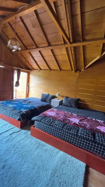 Quen\z Cabin