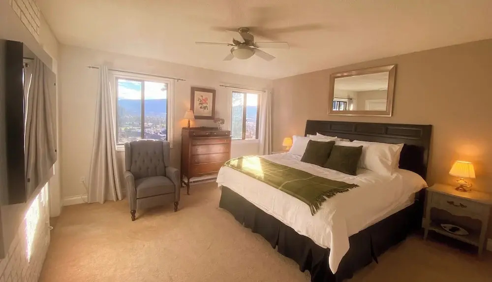 The Susie Pearl Bed & Breakfast