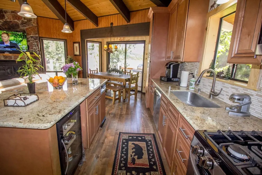 Lakefront Spectacular-800 by Big Bear Vacations