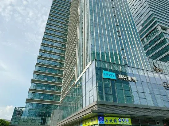 Yunqi International Apartment (Guangzhou International Financial City Sanxi Subway Station Store)