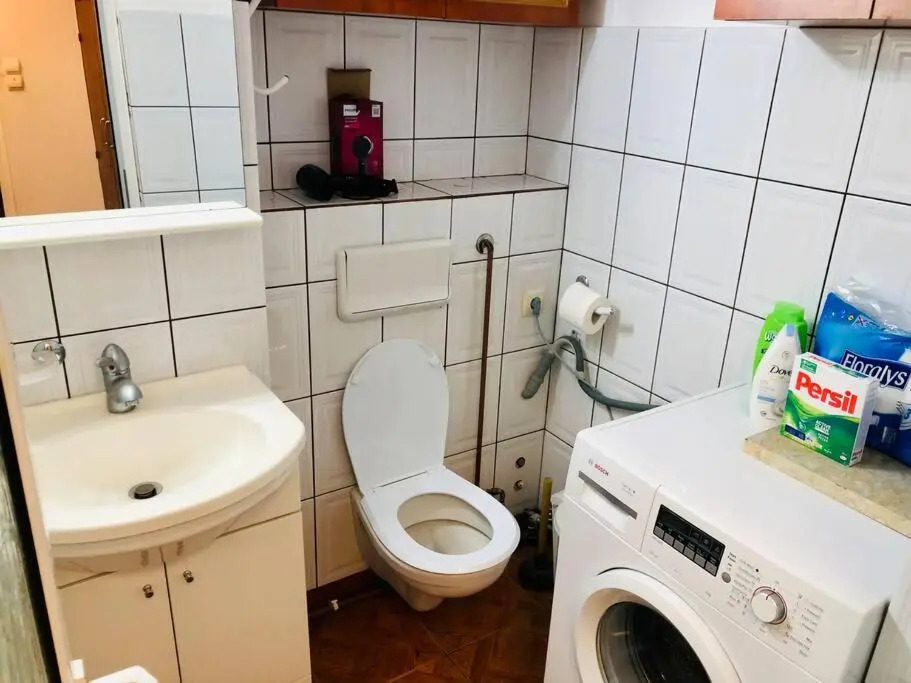 Very Big apartment in a Quiet area near Spitalul Judetean F7