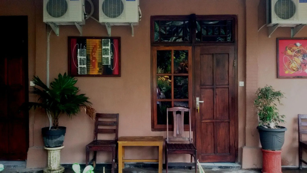 Mami In Homestay