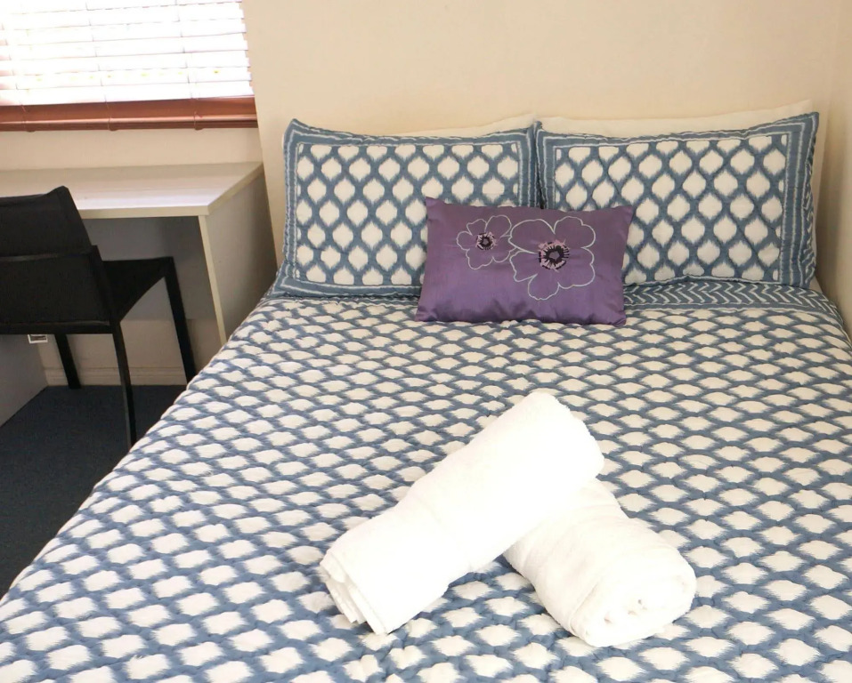 Ellies Guest House