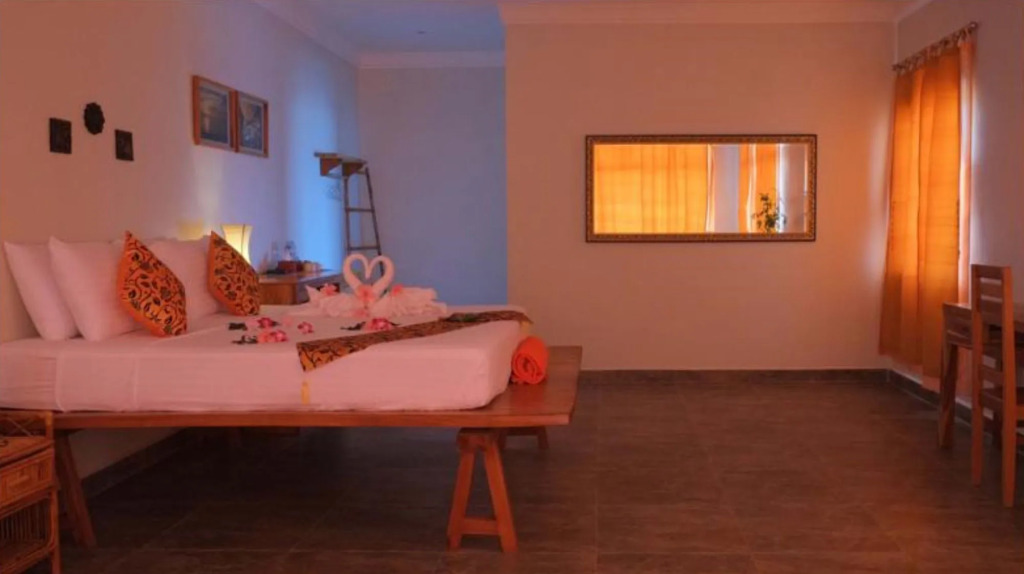 The Moon Kampot Boutique