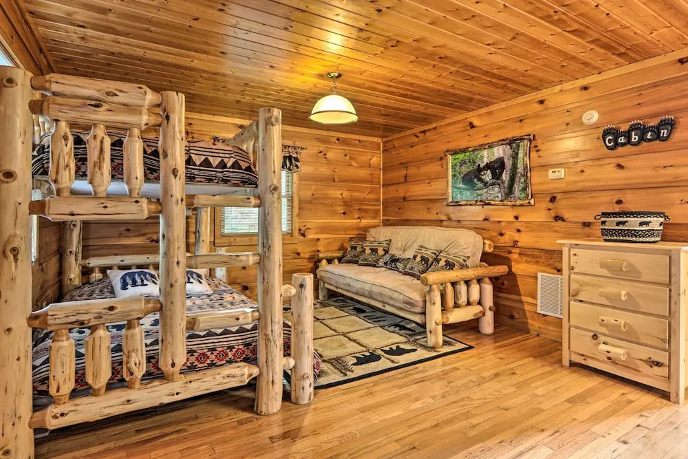 Scenic Sevierville Cabin: Hot Tub, Panoramic Views