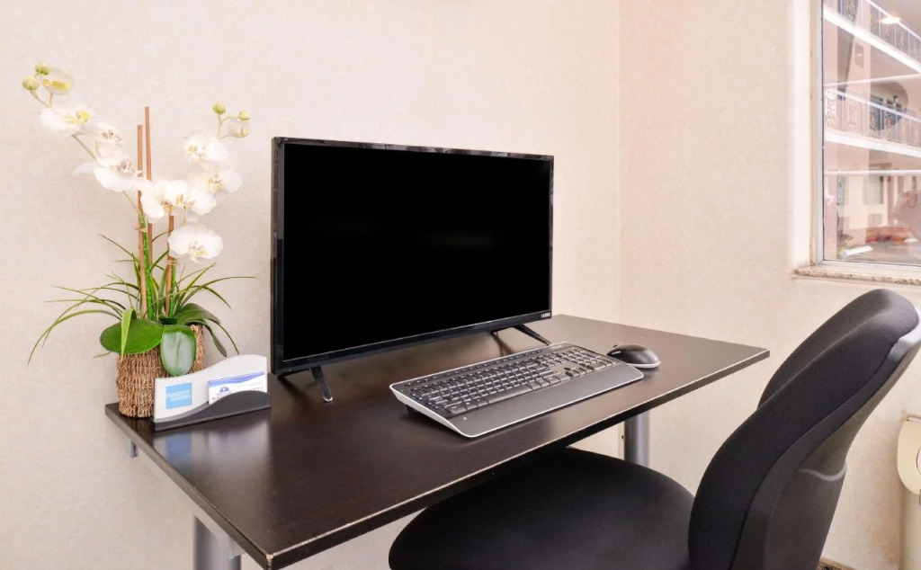 Americas Best Value Inn & Suites El Monte