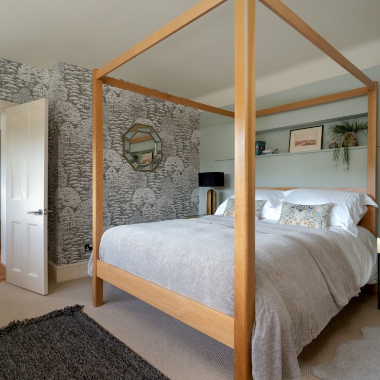 Higher Mapstone Luxury Dartmoor Retreat with Hot Tub, Views and Games Barn