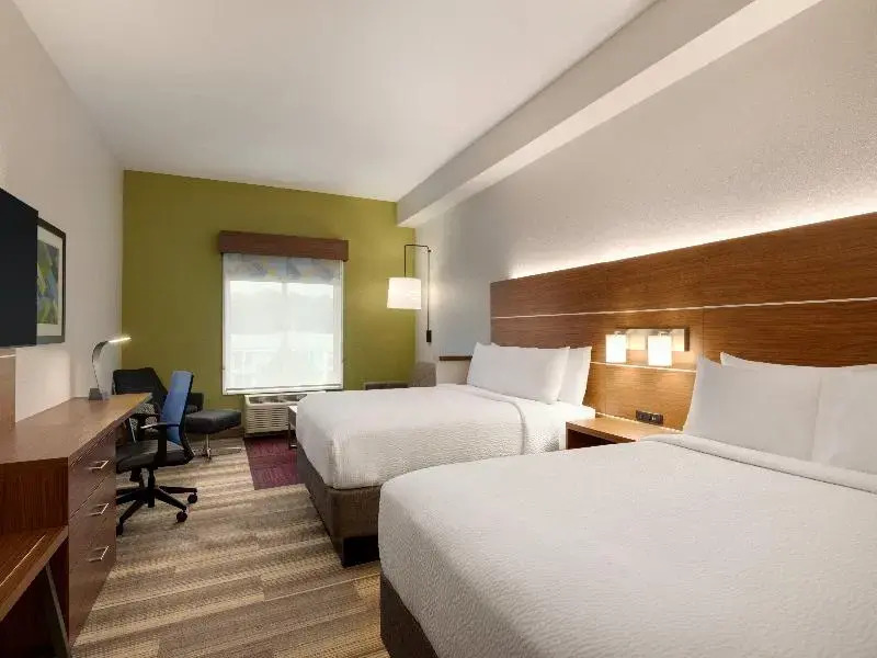 Holiday Inn Express & Suites DALTON - MARKET ST by IHG