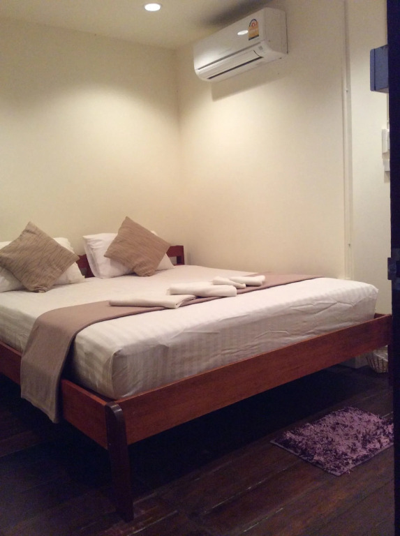 Shine Talay Guesthouse